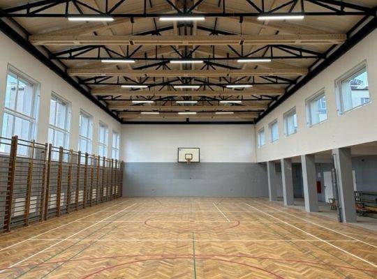 Hryn-Bud Sycewice gmina Kobylnica pokrycie dachu sali gimnastycznej